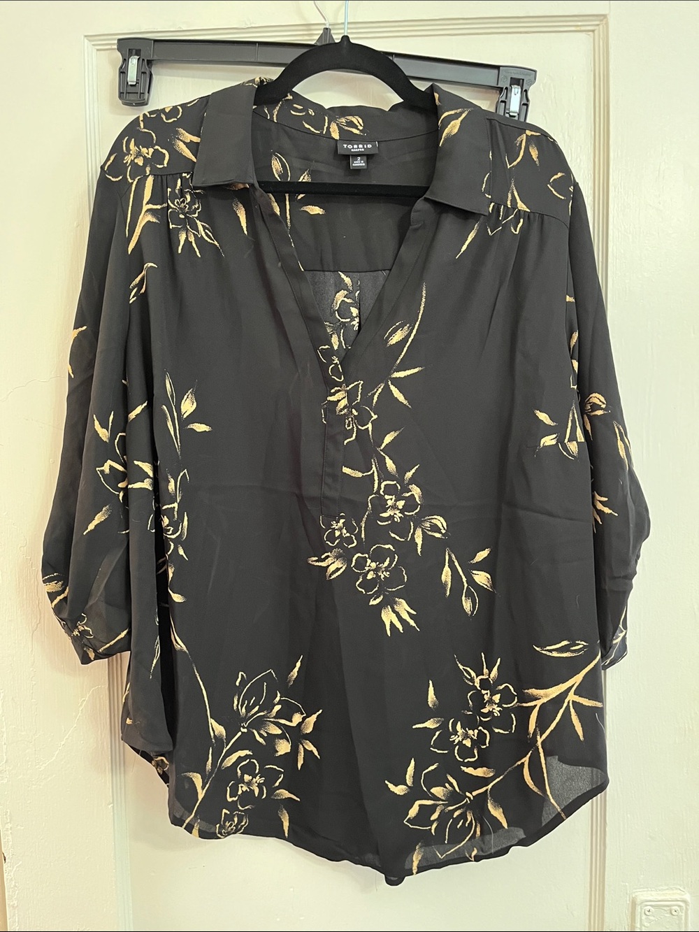 torrid Black Blouse with Gold Floral Print